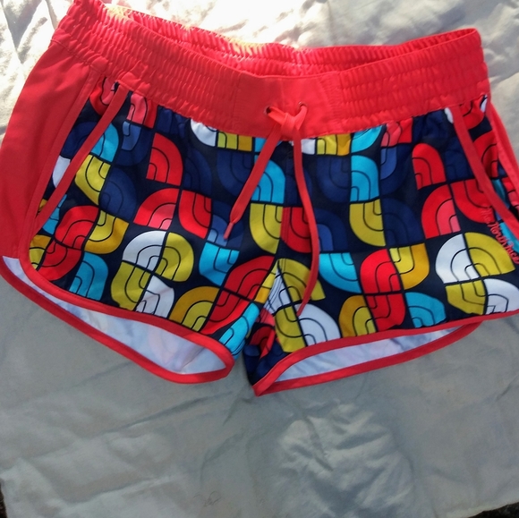 The North Face Pants - The North Face multicolor shorts size L